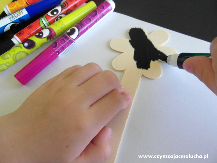 pomysły na zabawy plastyczne z 3-latkiem pomysły na zabawy plastyczne z 3-latkiem