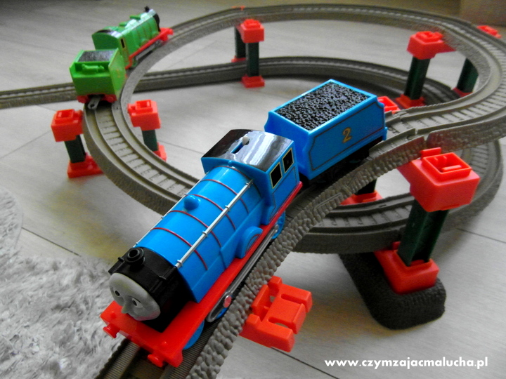 kolejka elektryczna tomek i przyjaciele