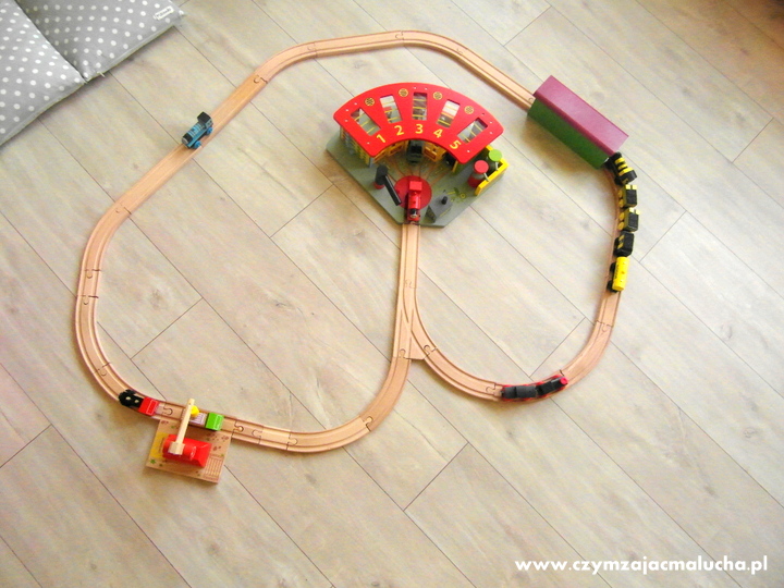 tunel do torów drewnianych